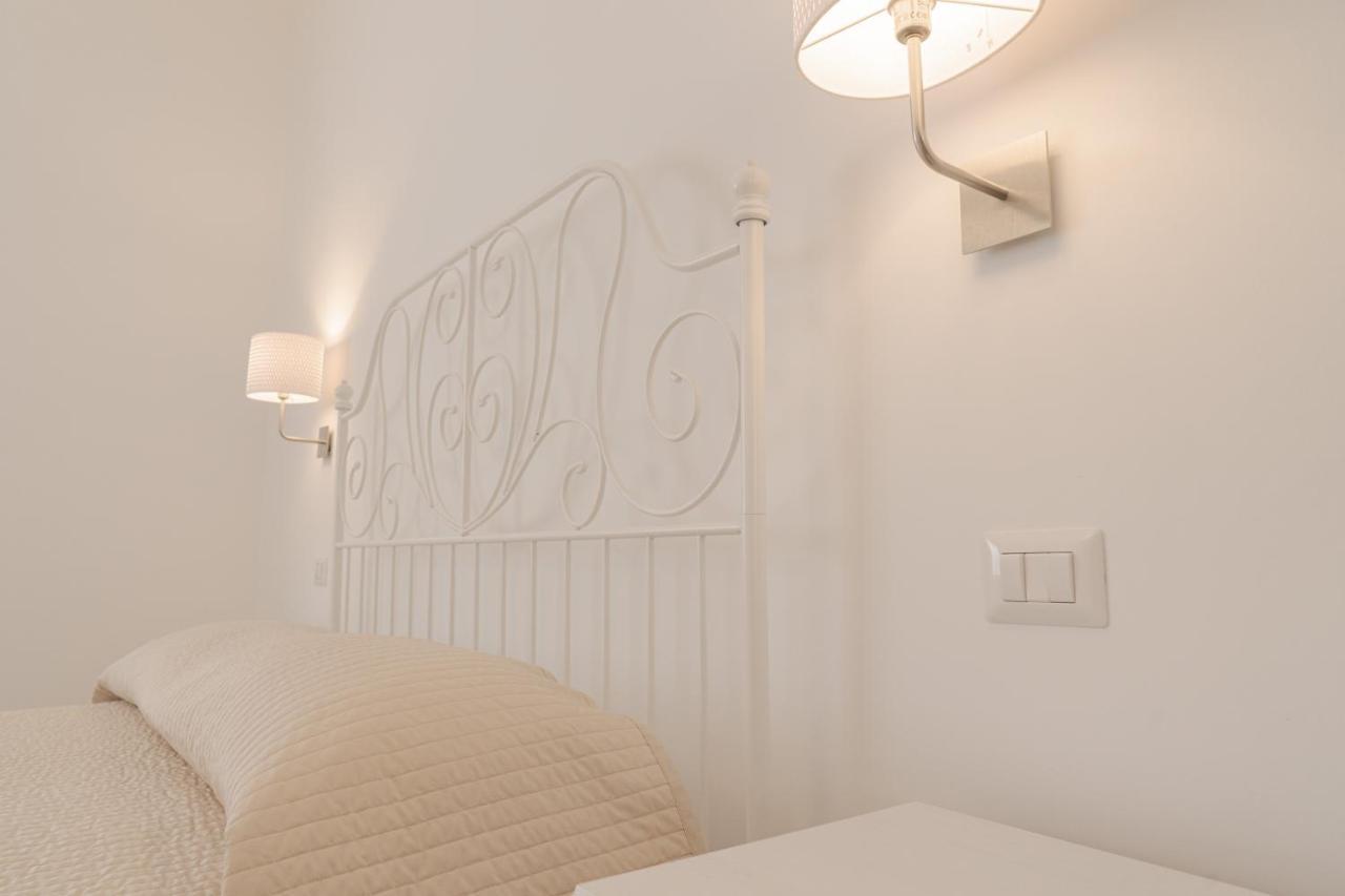 Bed and Breakfast Amare Сіроло Екстер'єр фото