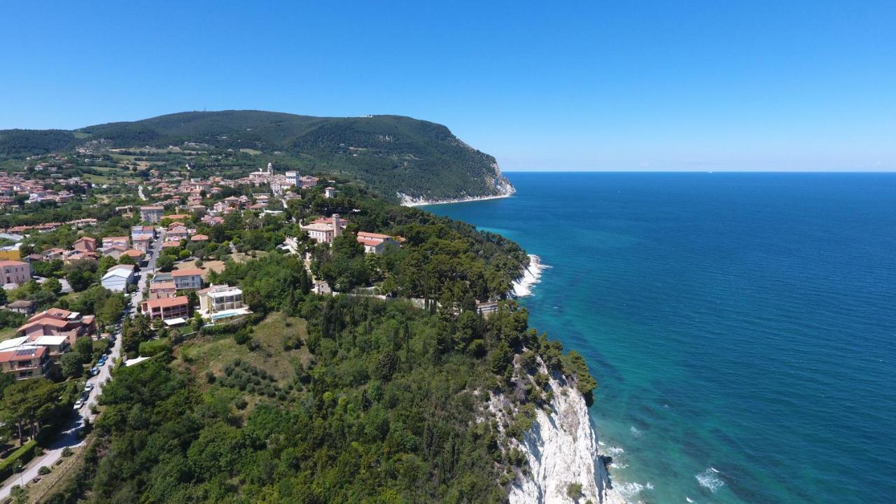 Bed and Breakfast Amare Сіроло Екстер'єр фото